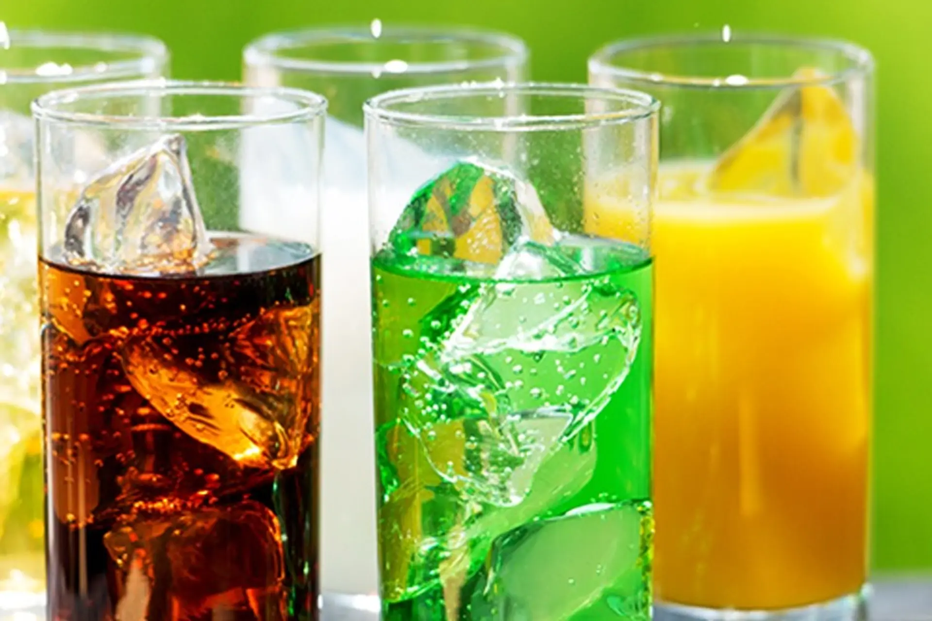 Đại lý nước ngọt tại quận 3 cho nhà hàng, quán ăn uống 11 Nước ngọt có ga là gì? Top 7 loại nước ngọt có ga phổ biến nhất